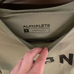 Alphalete Crop size small
